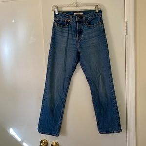 Levis Wedgie Straight Jeans